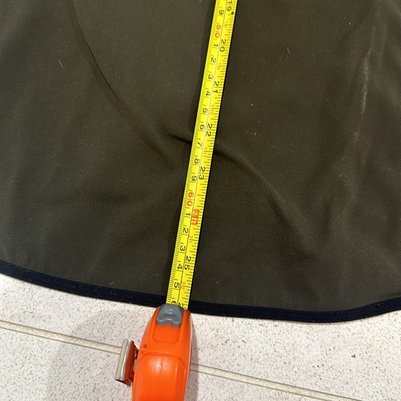 Lululemon rulu long sleeve hoodie size 6 excellent used condition - Picture 7 of 7